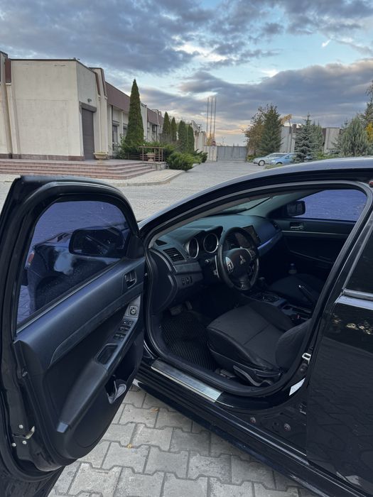 Продам Lancer X (10) 2.0