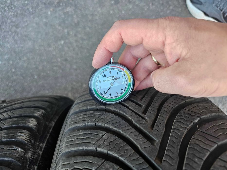 Michelin Alpin 5 205/60 r16