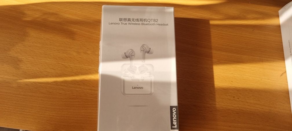 Earbuds  Bluetooth Lenovo QT82