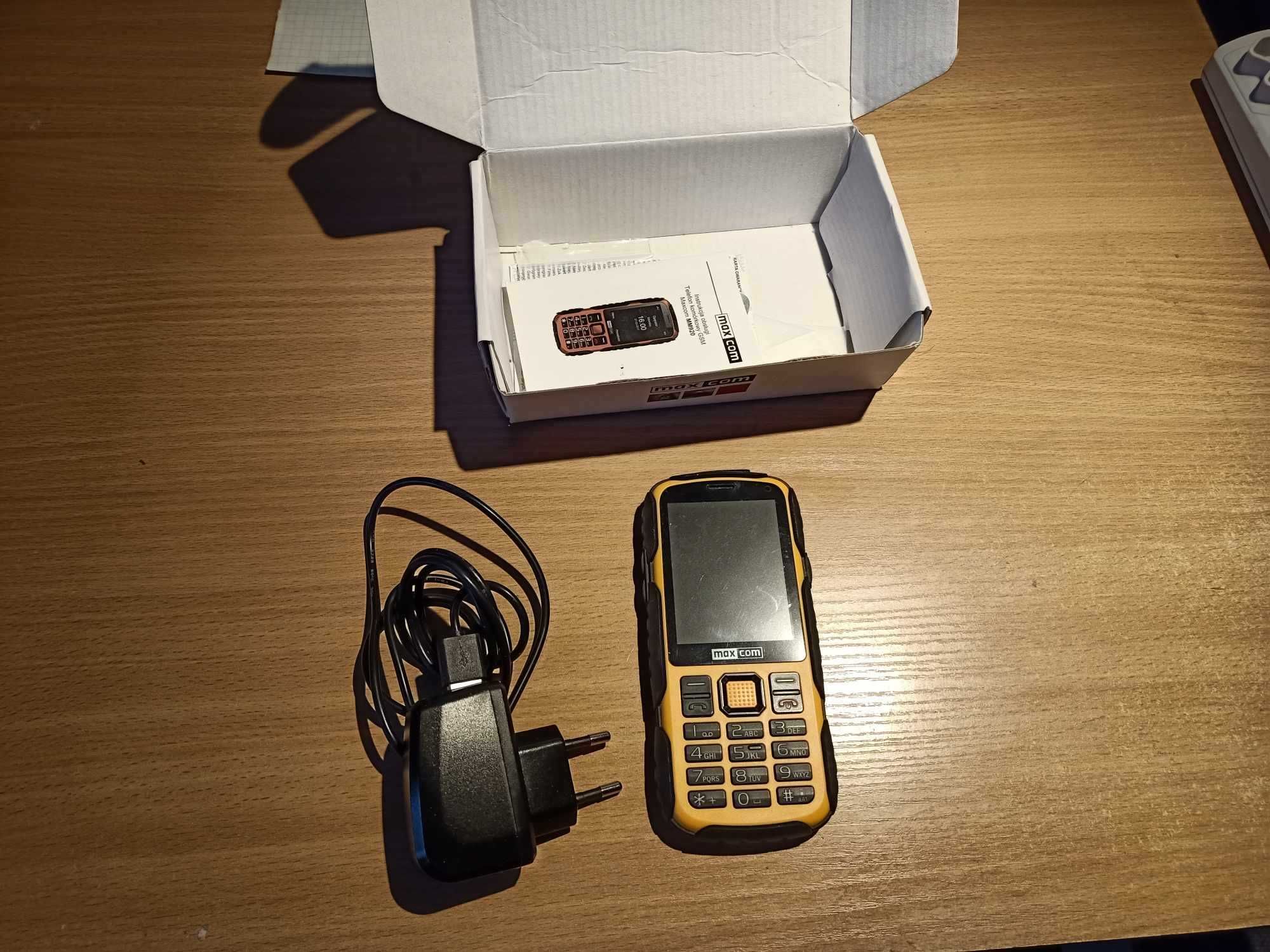 Telefon Maxcom MM920 Uszkodzony