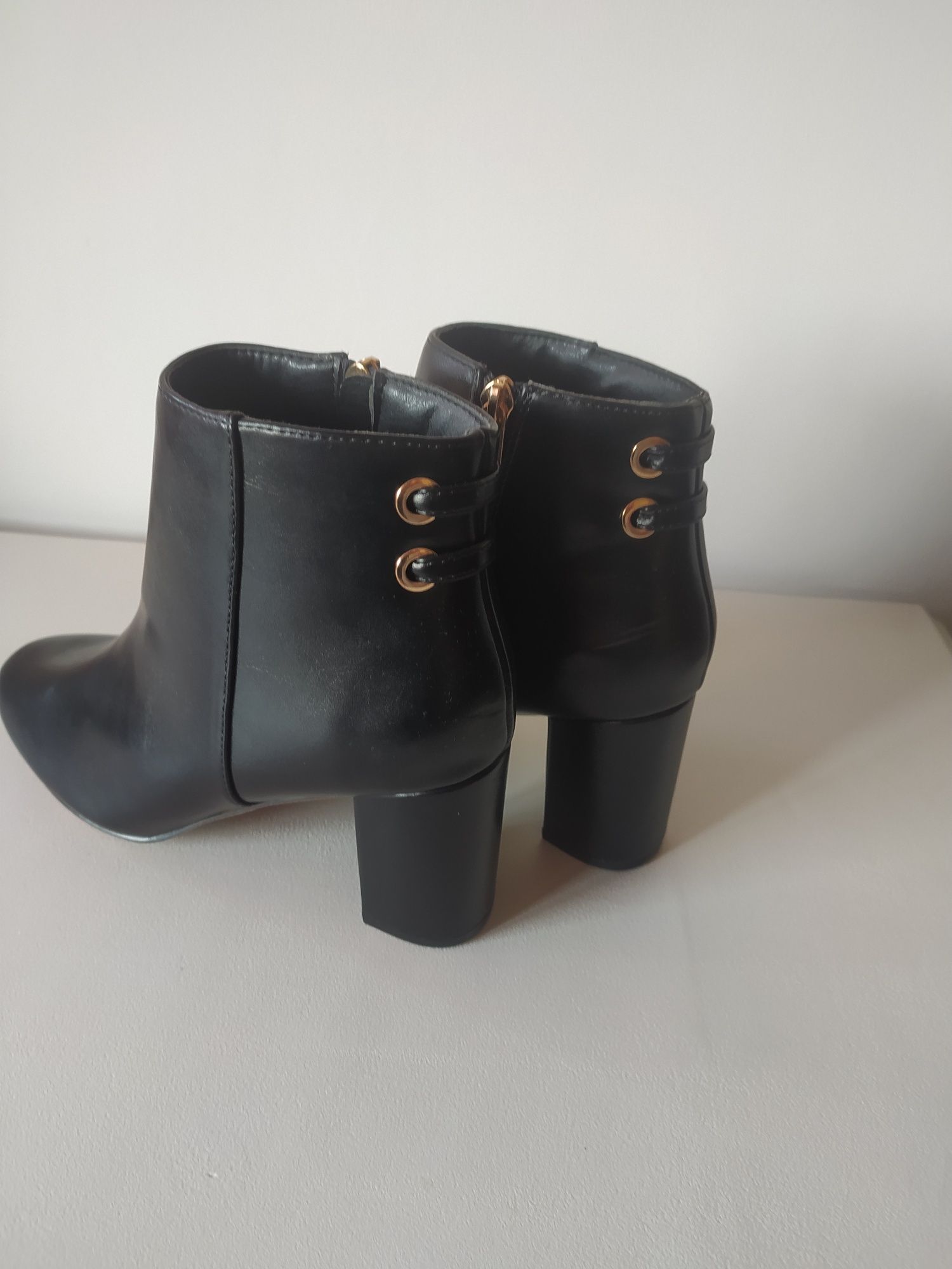 Botas Sfera novas