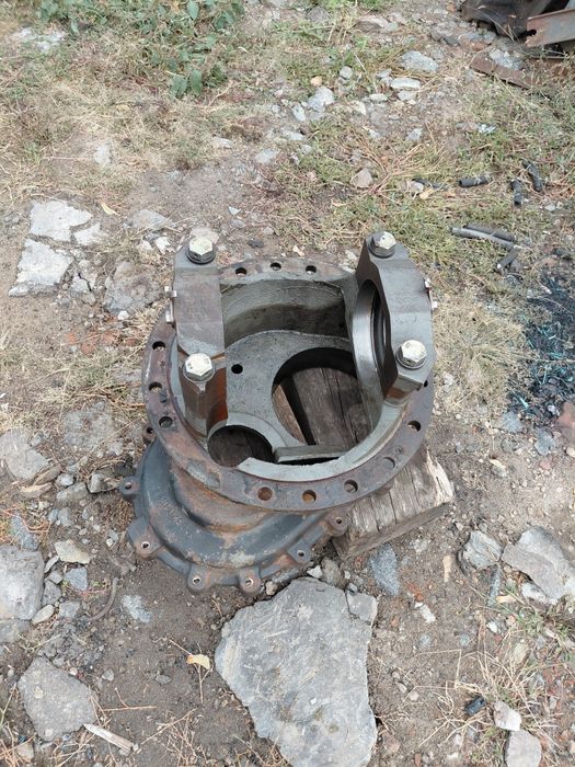 Корпус среднего редуктора камаз 6520