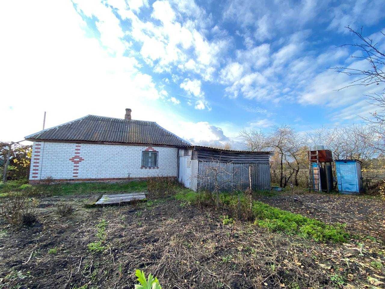 Продаж будинка в селі Снов’янка (20 км від Чернігова).