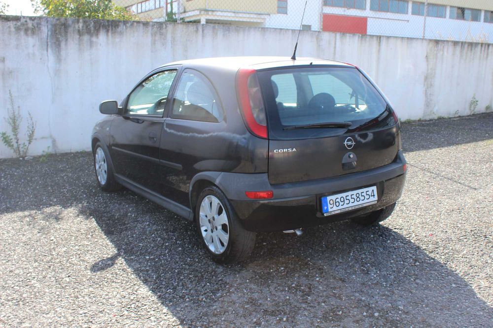 Opel Corsa C 1.2 16V Sport