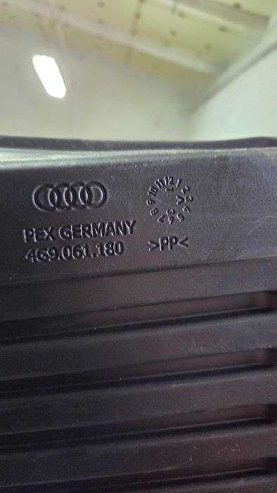 Wykładzina mata bagażnika Audi A6 C7 kombi