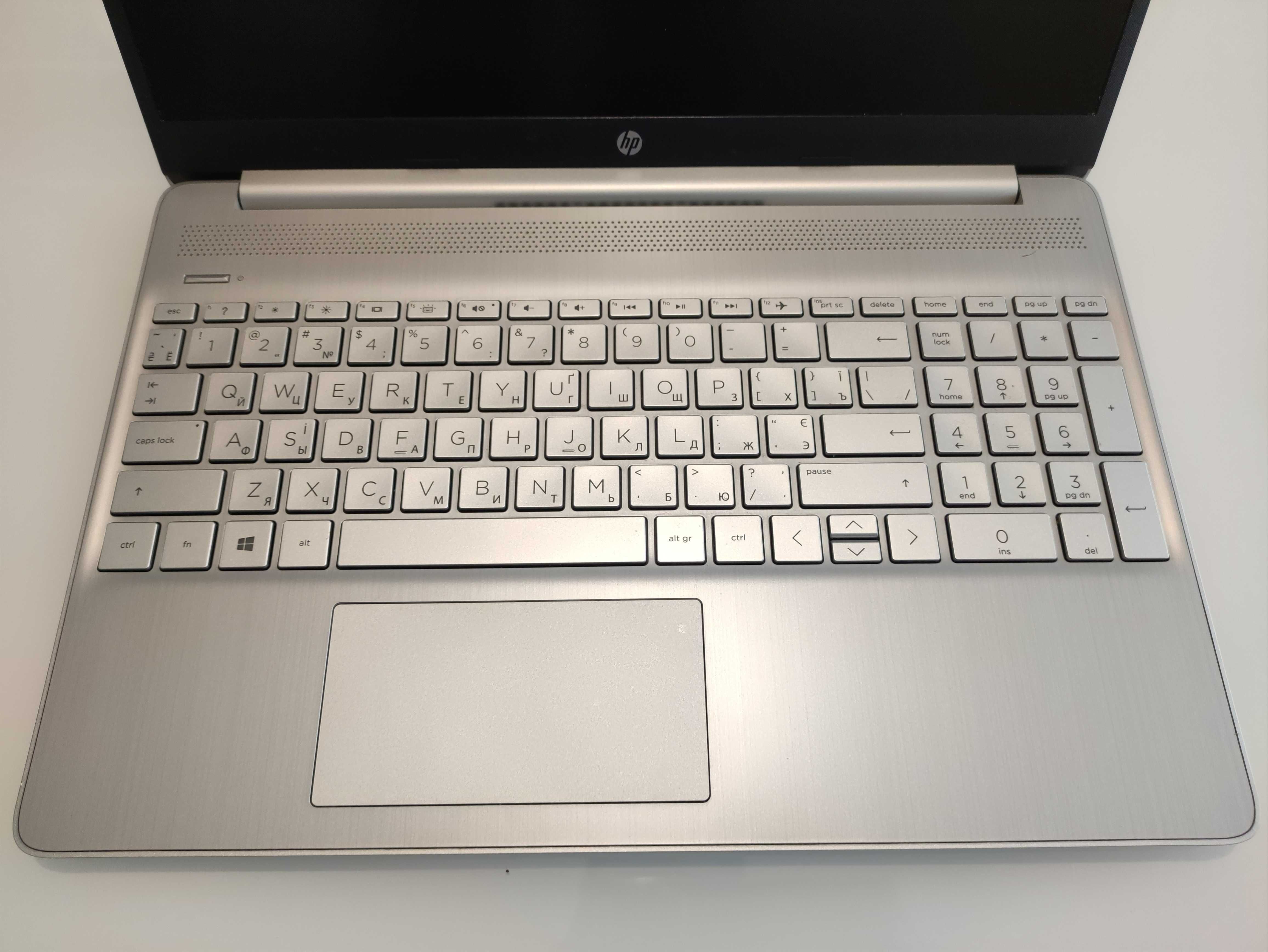 Ноутбук HP Notebook 15s-eq0005ua (9RJ81EA) Transparent Silver