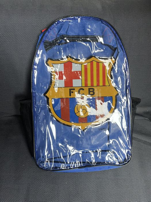 Plecak FC Barcelona, przywieziony z Barcelony plus drobny upominek