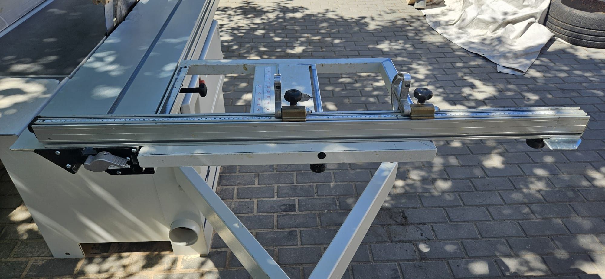 Mała Piła formatowa Holzkraft scm minimax sc2c