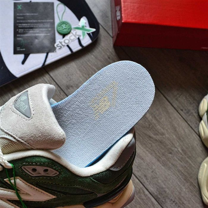 Женские кроссовки New Balance 9060 'Nori Green' Размеры 36-40