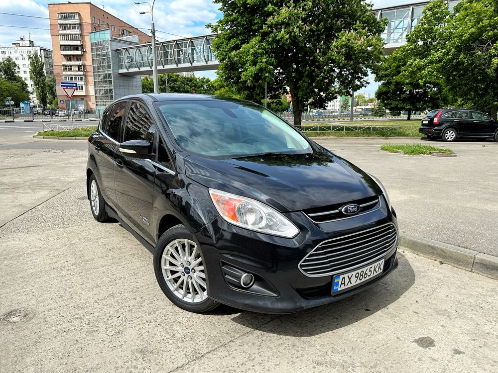 Аренда авто такси Ford C-max hybrid