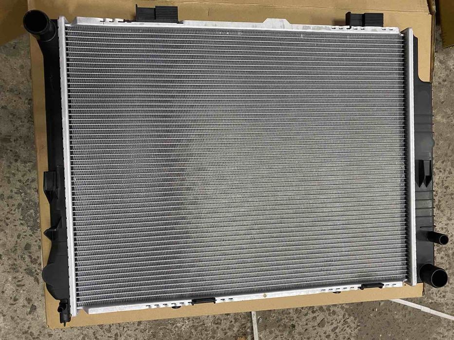 Радіатор мерседес w210 2.2cdi