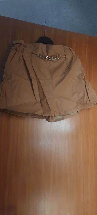 Calçao de napa castanho