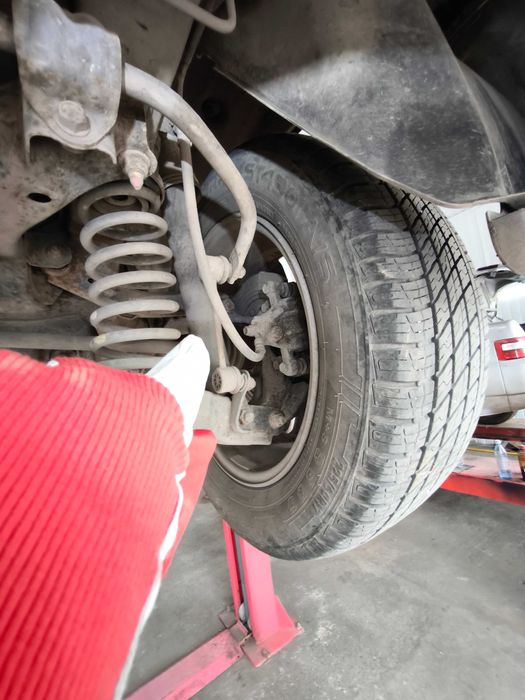 СТО.  Автосервіс. Ремонт автомобілів.