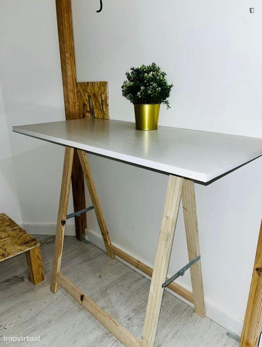 Estúdio - localizado em Setubal