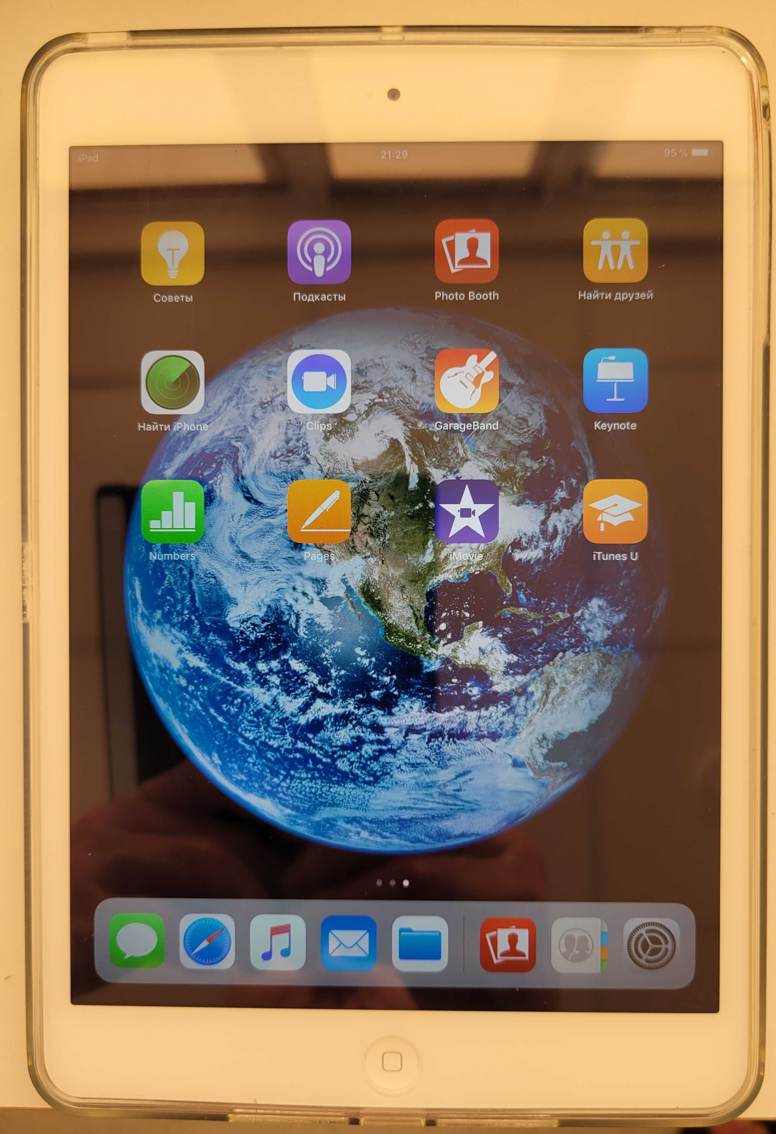 планшет Apple iPad Wi-Fi 32GB  (ME280B/A)
