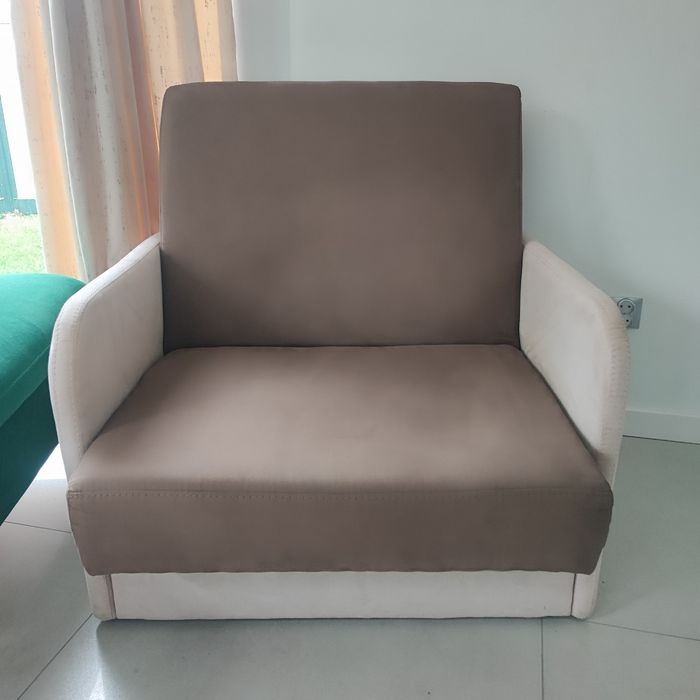 Fotel dla dziecka rozkładany z pojemnikiem na pościel