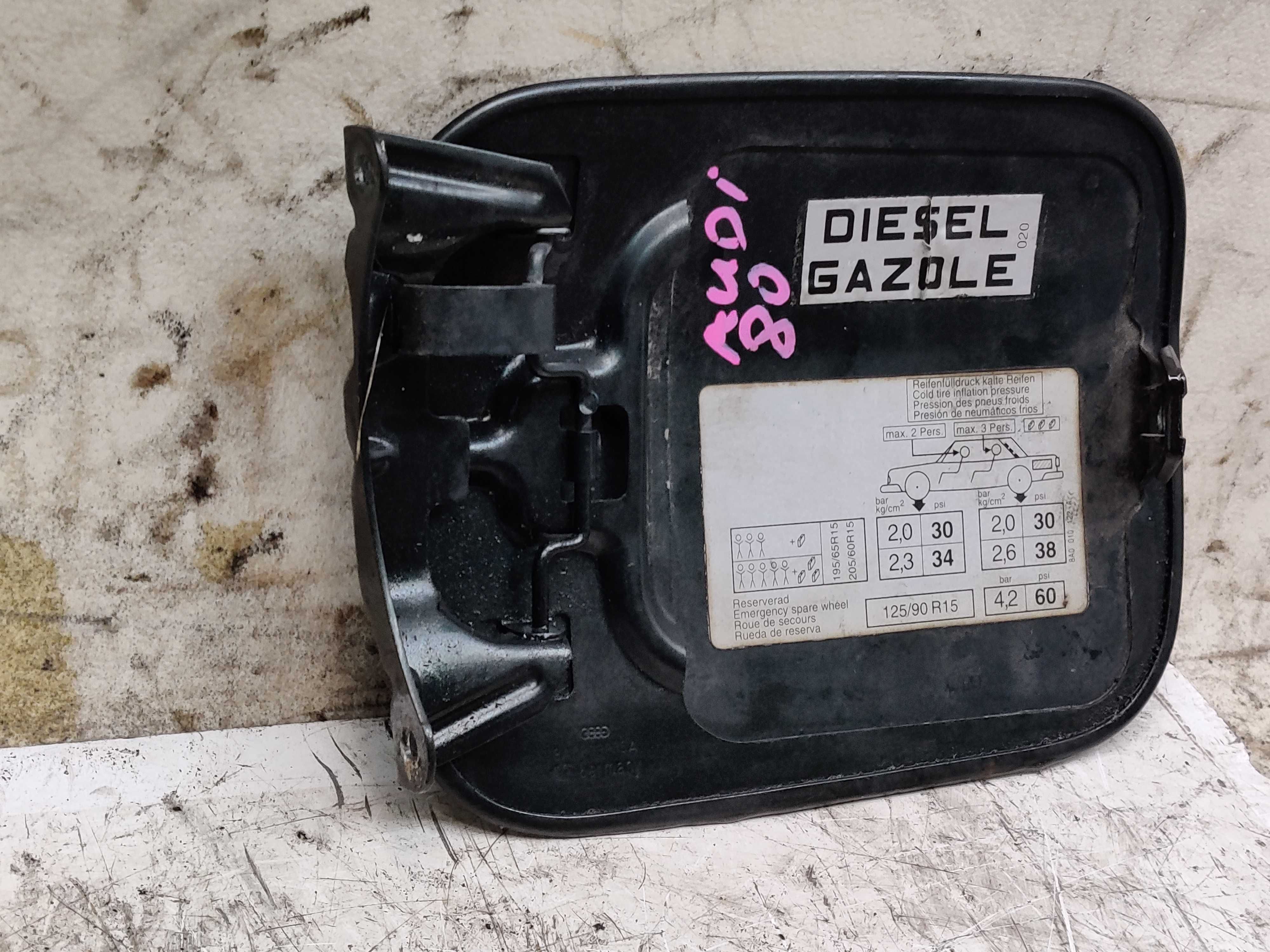Audi 80 B4 Klapka Korek Wlewu Paliwa
