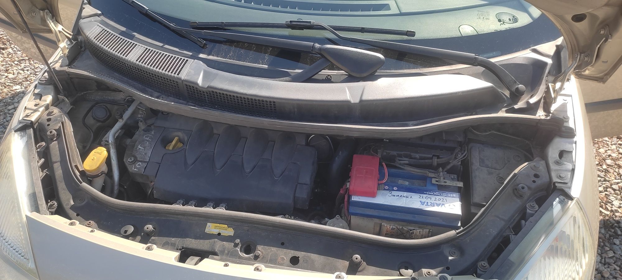 Renault  Megane  Scenic 2  2006  1.6 бензин, газ, автомат, панорама.
