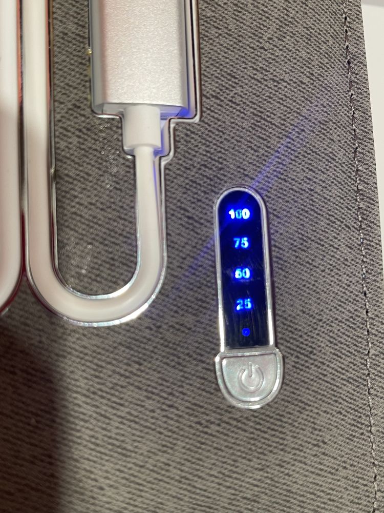 Notes z power bank  gadżety