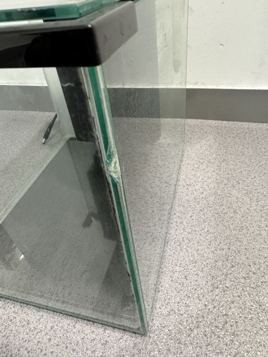 Aquario Cubo c/ bomba