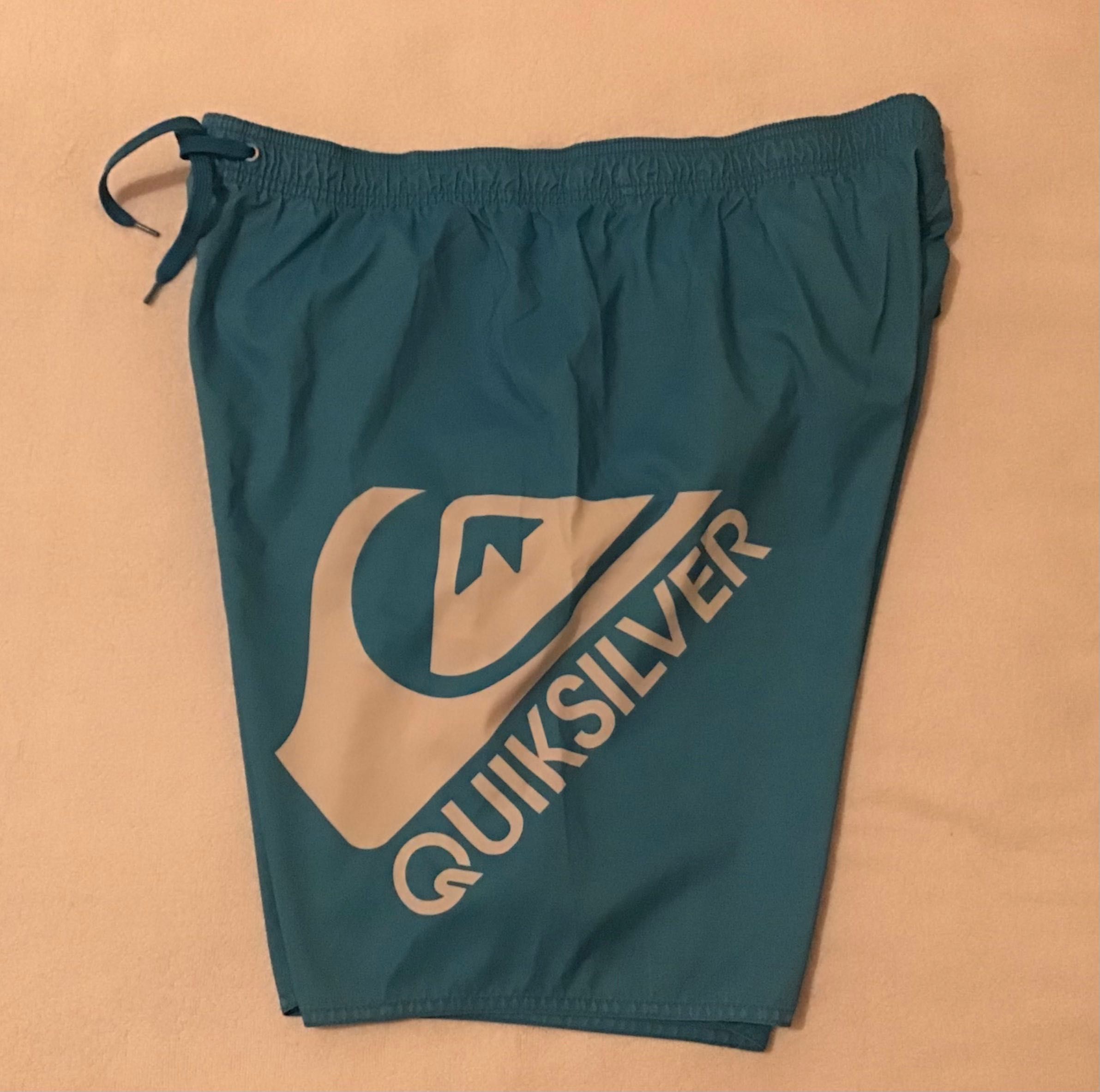 Calções marca Quiksilver