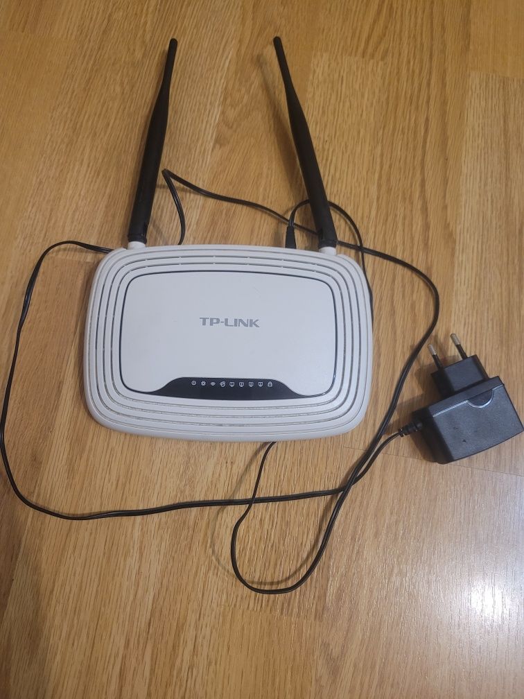 Роутер tp-link TL-WR841N