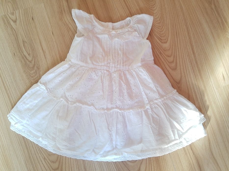 Sukienka stan idealny, rozmiar na metce