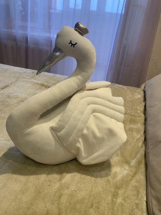 Лебідь, іграшка