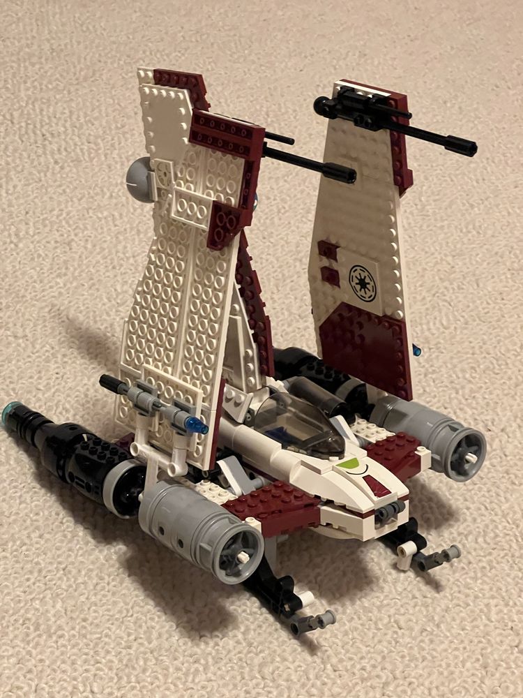 Lego zestaw 7674  V-19 Torrent star wars
