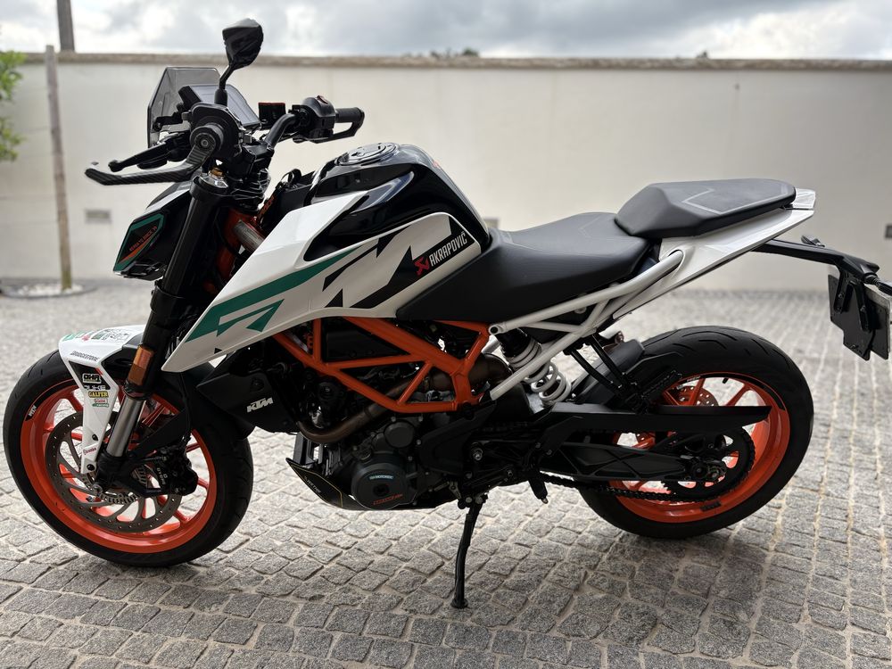 KTM  DUKE  390 Especial