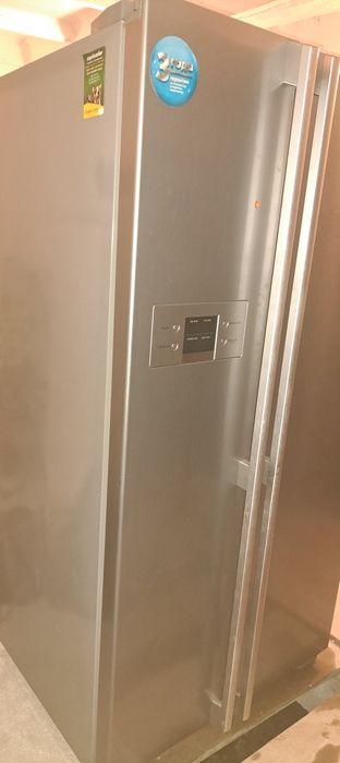 Продам холодильник LG