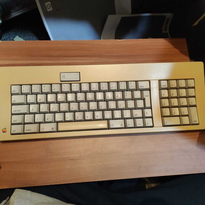 Macintosh LC 475
