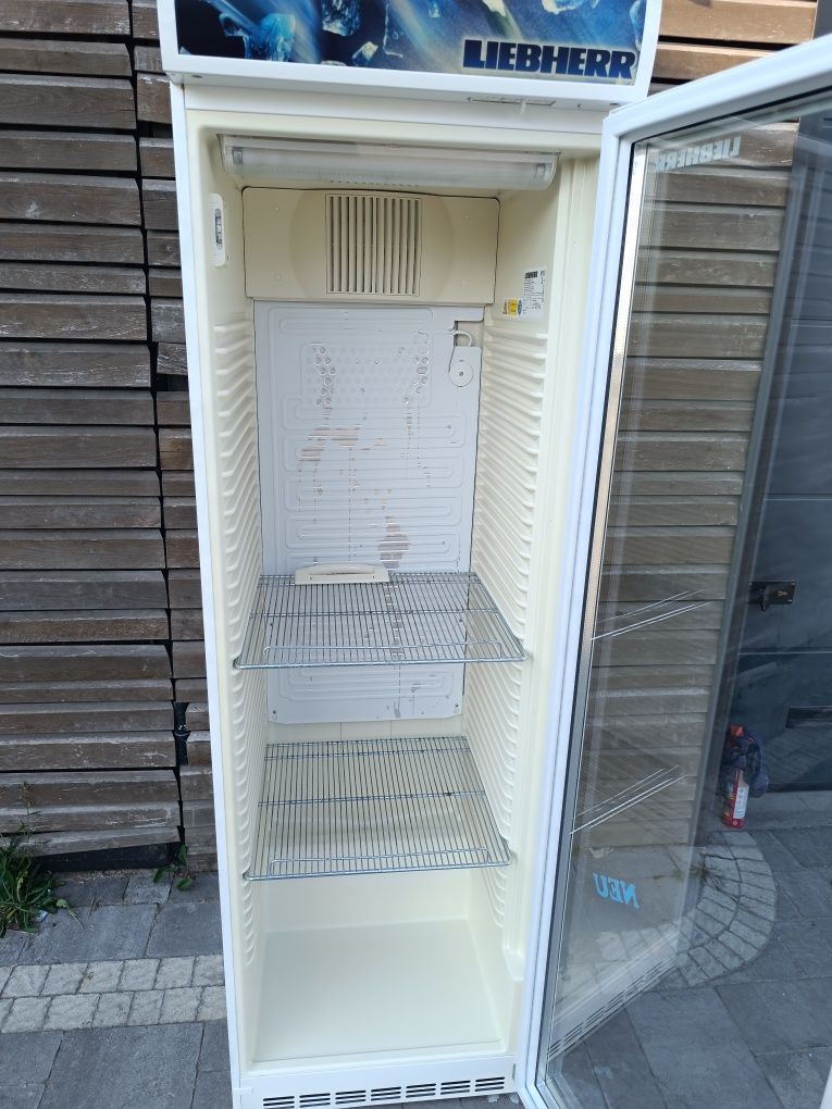 Холодильна шафа Liebherr 4302