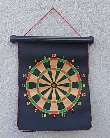 101748 Zestaw do gry w dart mały