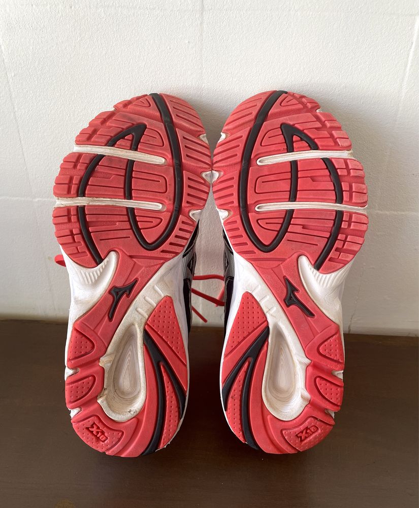 Sapatilhas Mizuno Spark N