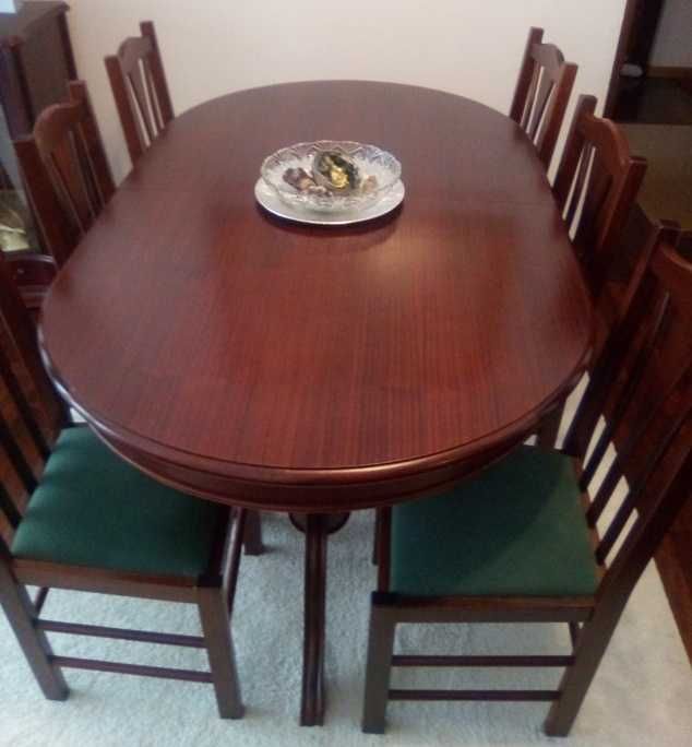Conjunto de mesa de jantar extensível e 6 cadeiras em excelente estado