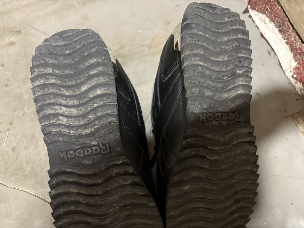 Buty Reebok Classic czarne – rozmiar 39