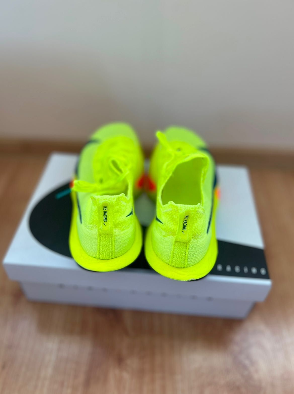 Dowód zakupu / Nowe - Buty do biegania Nika Alphafly 3 r. 43