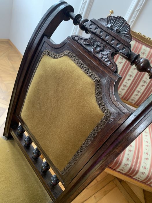 Krzesło antyk po renowacji