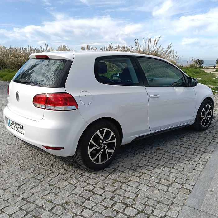 Vw Golf 1.6 tdi Trato financiamento 100 euros por mes