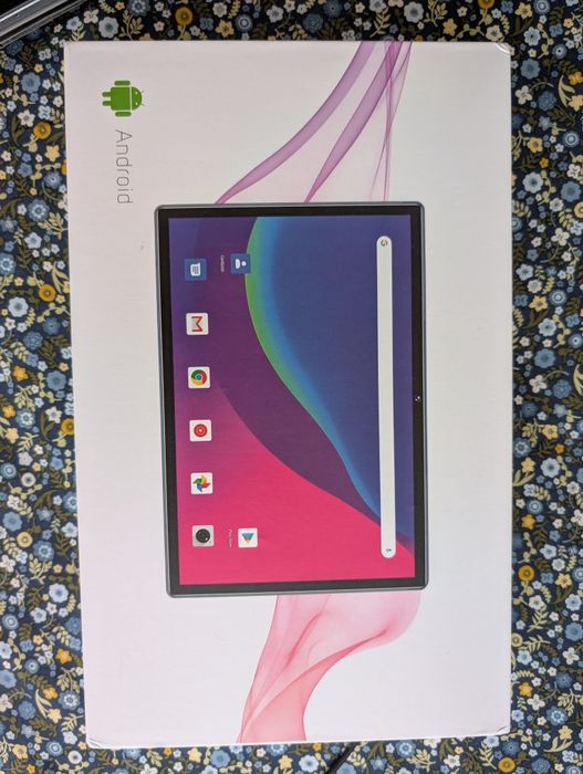 Tablet Android com teclado e capa