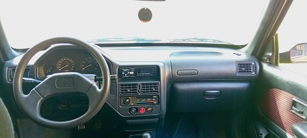 Peugeot 106 1.1 gasolina