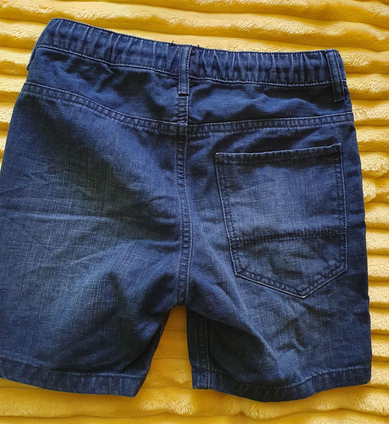 Spodenki krótkie jeans r 122 cm