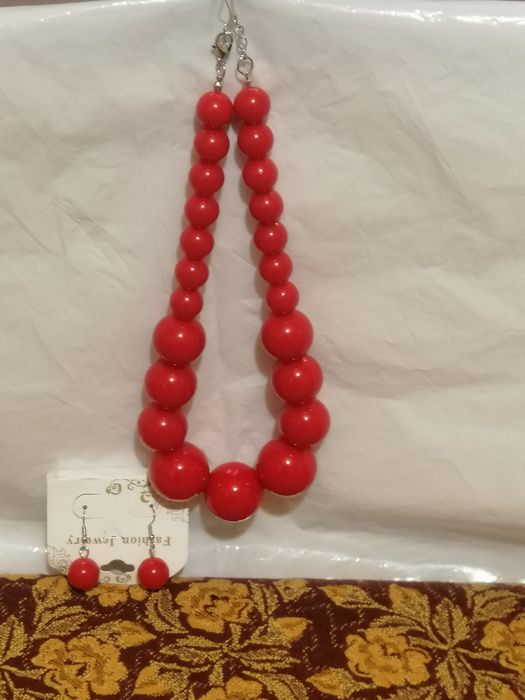 Czerwone korale regionalne, FOLK.