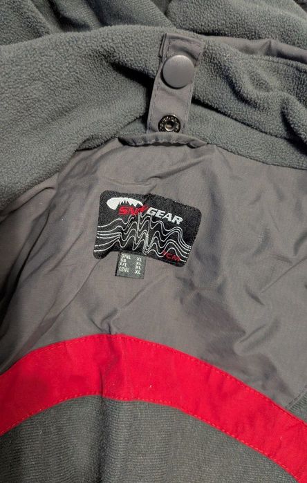 Куртка зимова SnowGear , чоловіча, гірна, для морозів.

Дуже тепла кур