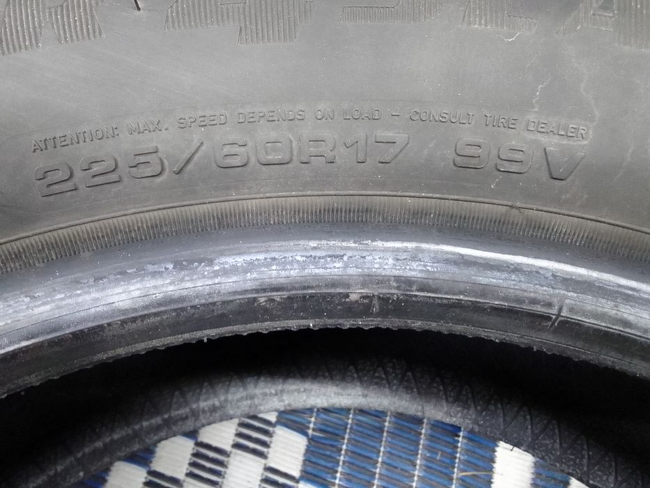 Opona wielosezonowa 225/60r17 GOODYEAR 2019r 6mm