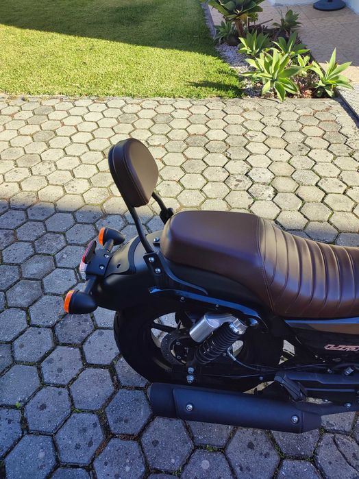 Mota Renegade 125 em ótimo estado