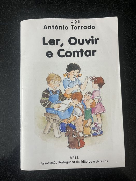 Livro “Ler, ouvir e cantar”