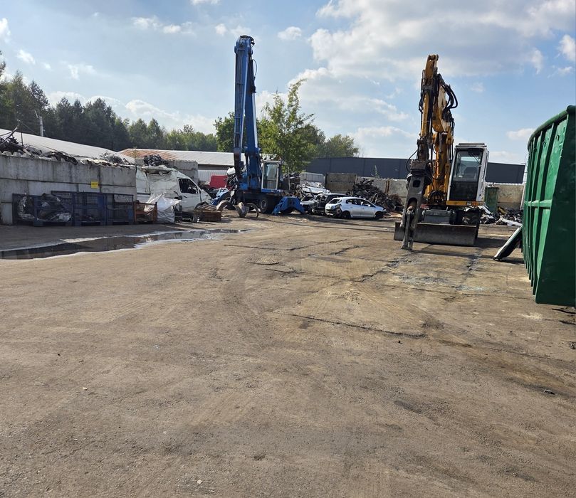 Wydzierżawie Plac, teren,hale  stacja demontażu inna działalność