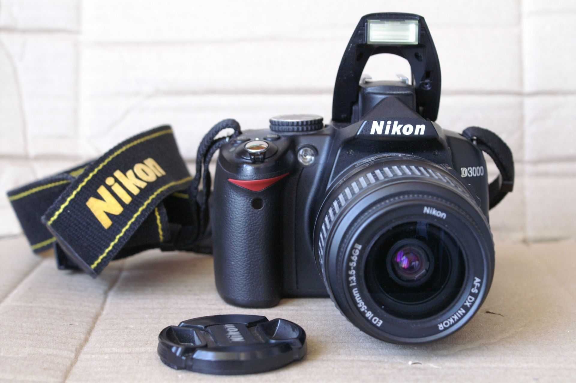 Зеркальный фотоаппарат Nikon D3000 Kit - (Nikkor 18-55) - Идеал !